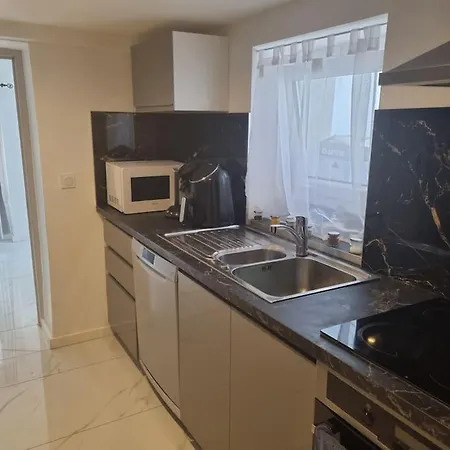 Super Bas De Maison