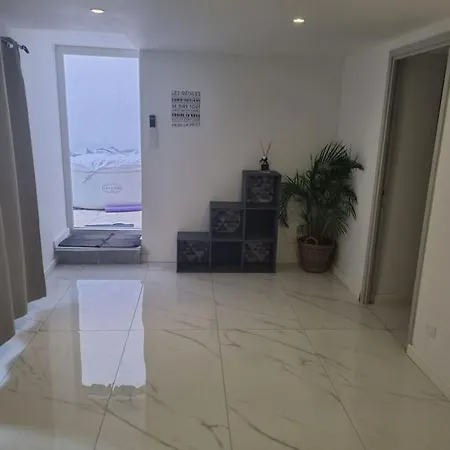 Appartement Super Bas De Maison